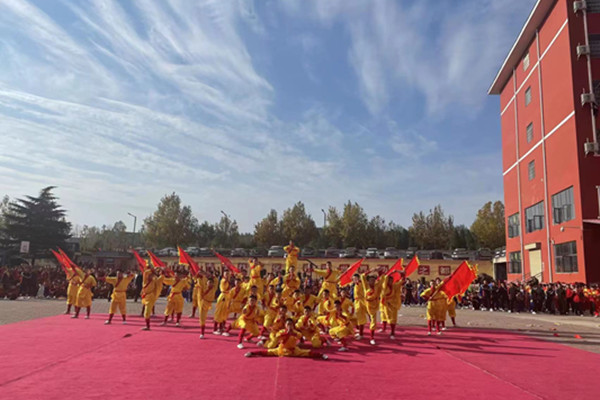 嵩山少林武校有女生练武吗