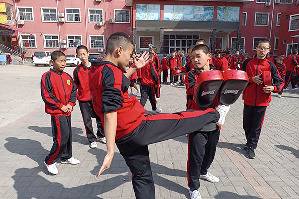 孩子今年八岁可以送到少林寺武校学习吗