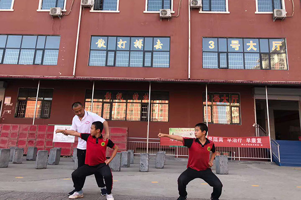重庆少林寺武术学校教小孩怎么样