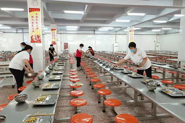 嵩山少林武校的生活条件怎么样？