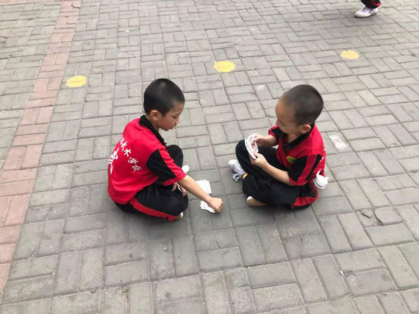 在少林寺文武学校习武两年能转校吗,麻烦吗?