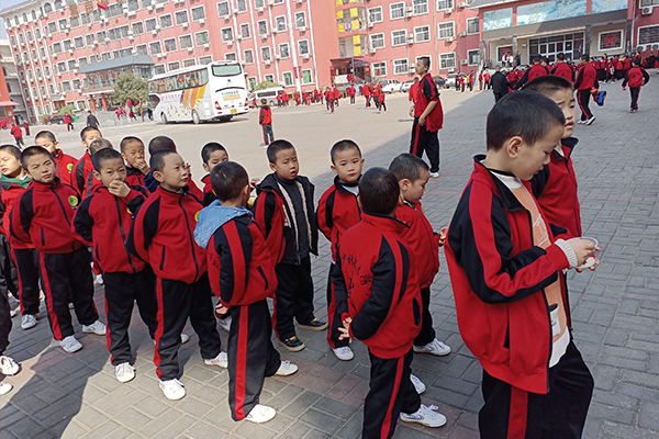 孩子调皮不听话可以去武术学校吗