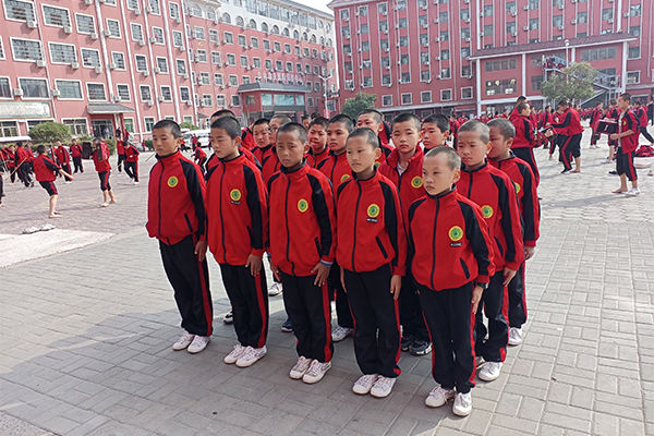 在少林武校上学教练会体罚孩子吗