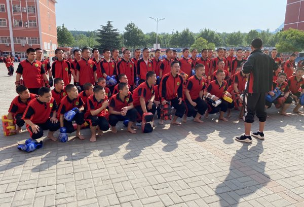 男孩子去学武的话，适合学什么武术？
