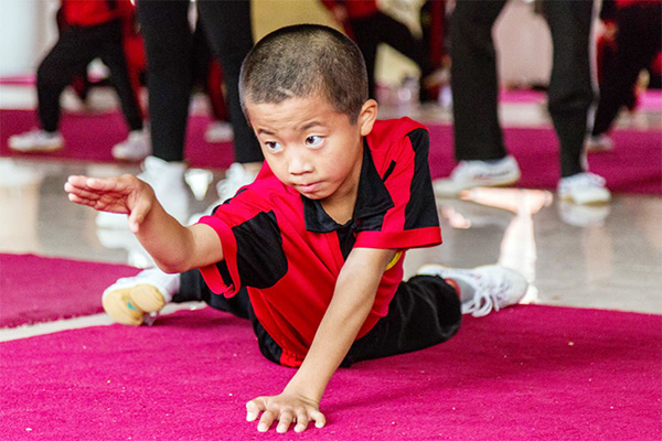 想把孩子送少林寺学武有什么要求?学武有什么好处?