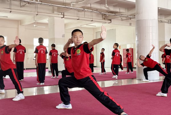 小孩练武术从什么时候练比较好？
