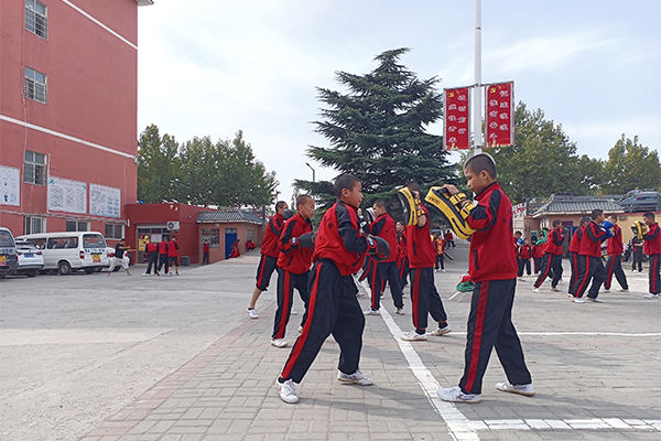 孩子今年八岁送去学武术怎么样