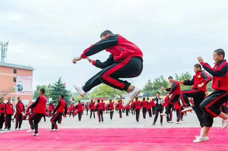 没有武术基础的孩子能去河南嵩山少林寺文武学校习武吗?